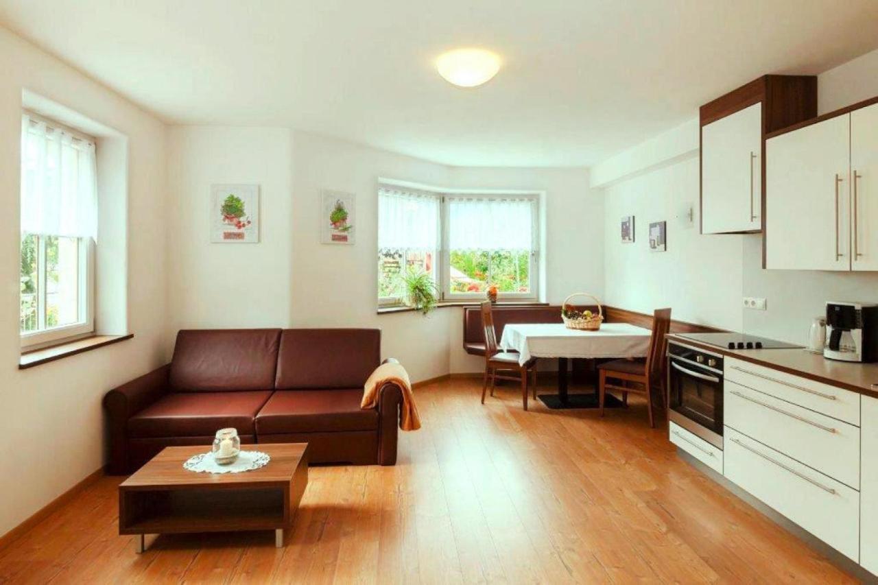 Apartment In Naz-Sciaves With Garden Natz-Schabs Екстер'єр фото