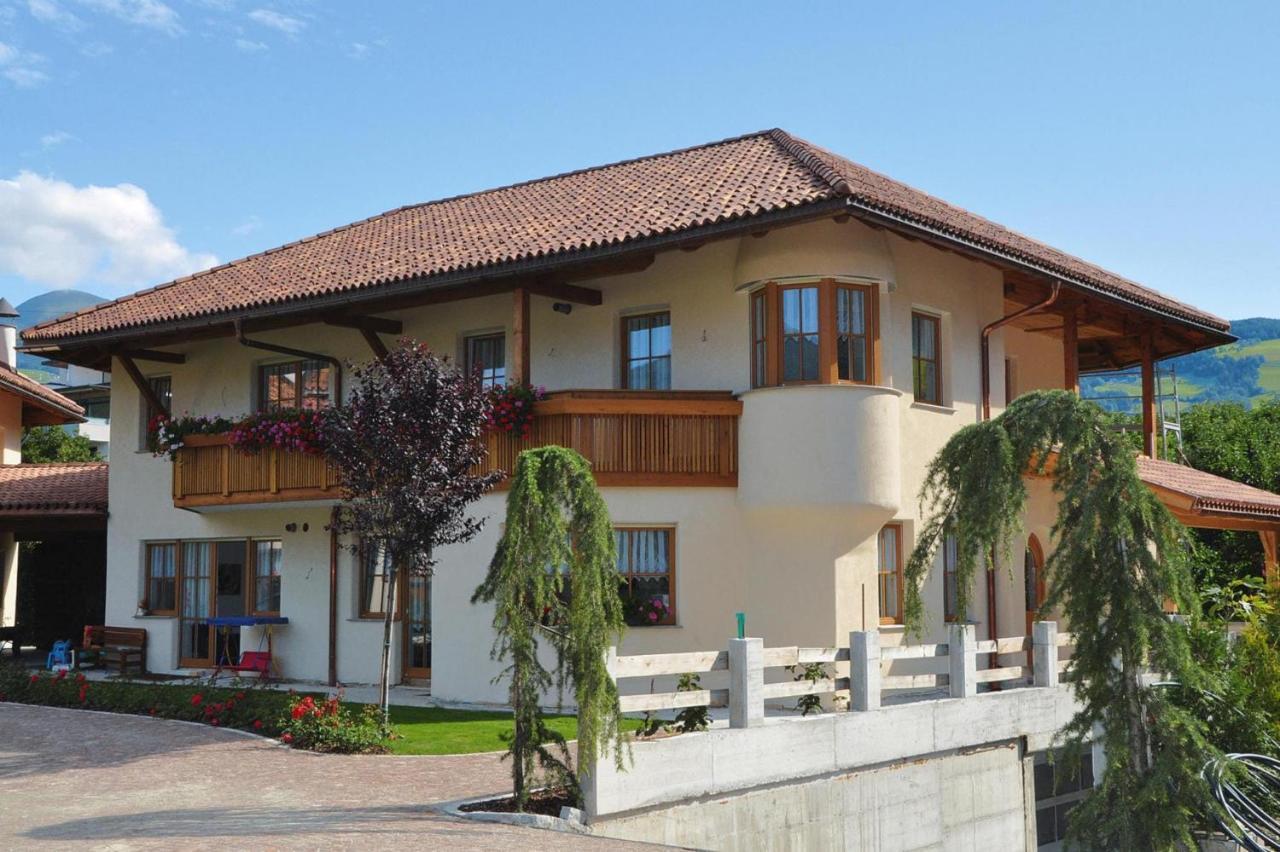 Apartment In Naz-Sciaves With Garden Natz-Schabs Екстер'єр фото